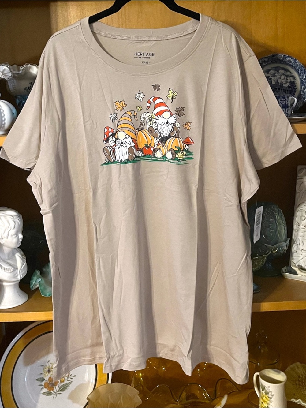 Torrid Fall Gnomes Classic Fit Heritage Jersey Crew Tee Size 2